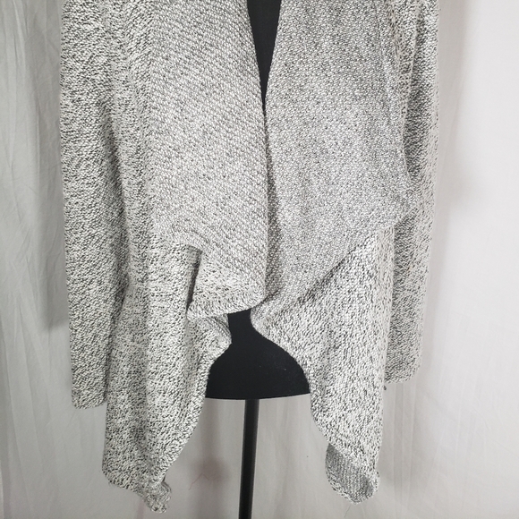 BNCI BY BLANC NOIR GRAY BLEND WATERFALL CARDIGAN SZ M - Picture 3 of 9